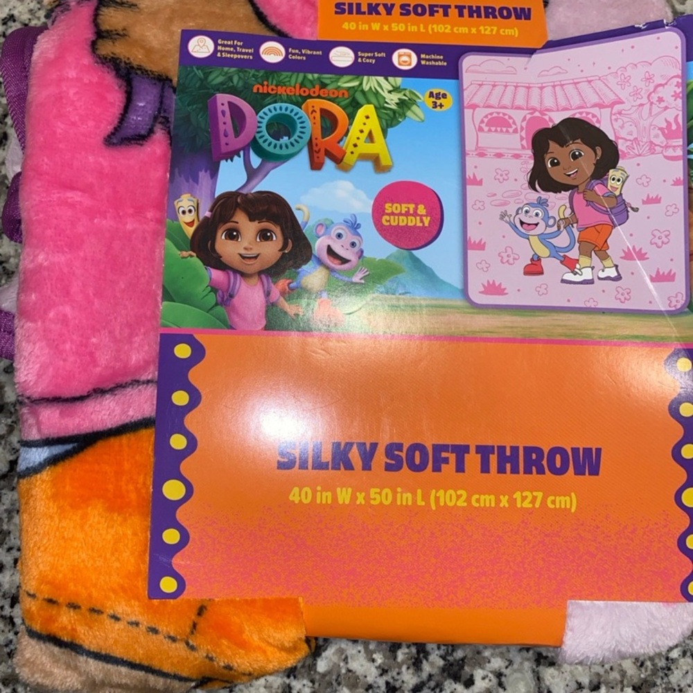 Nickelodeon Dora Silky Soft Throw - Purple and Orange